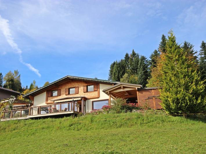 Chalet für 8 Personen, mit Terrasse und Garten sowie Ausblick im Bregenzerwald