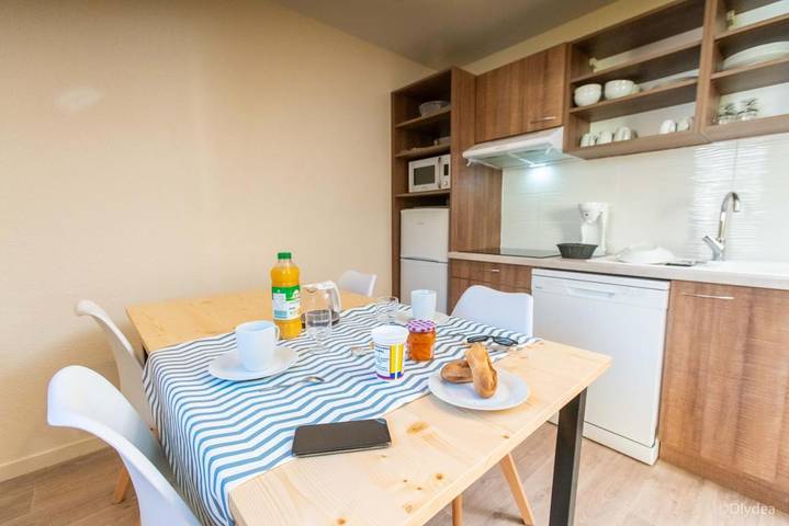 Aparthotel para 6 personas, con vistas y jardín - 1