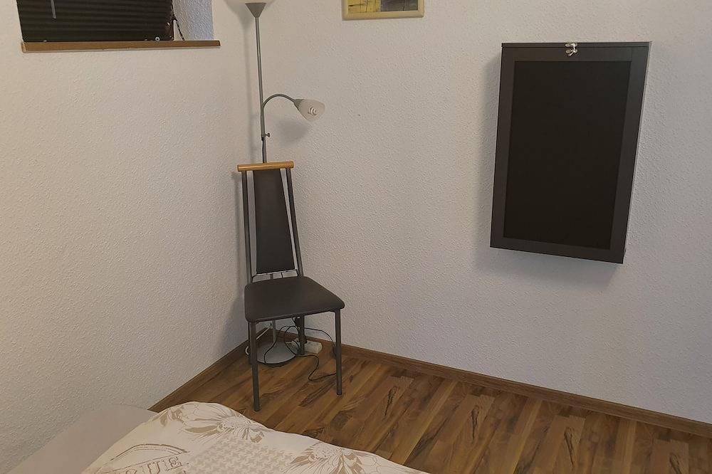 Ganze Wohnung, Vor den Toren Hamburg´s, im Alten Land in Mittelnkirchen, Altes Land Stade