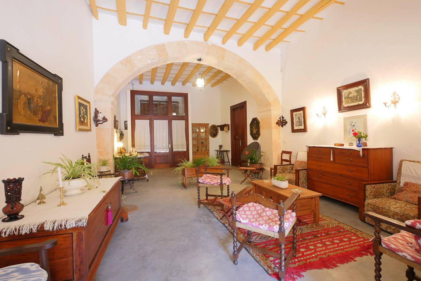 Casa Colomer con balcón, Wi-Fi y jardín in Petra, Interior de Mallorca