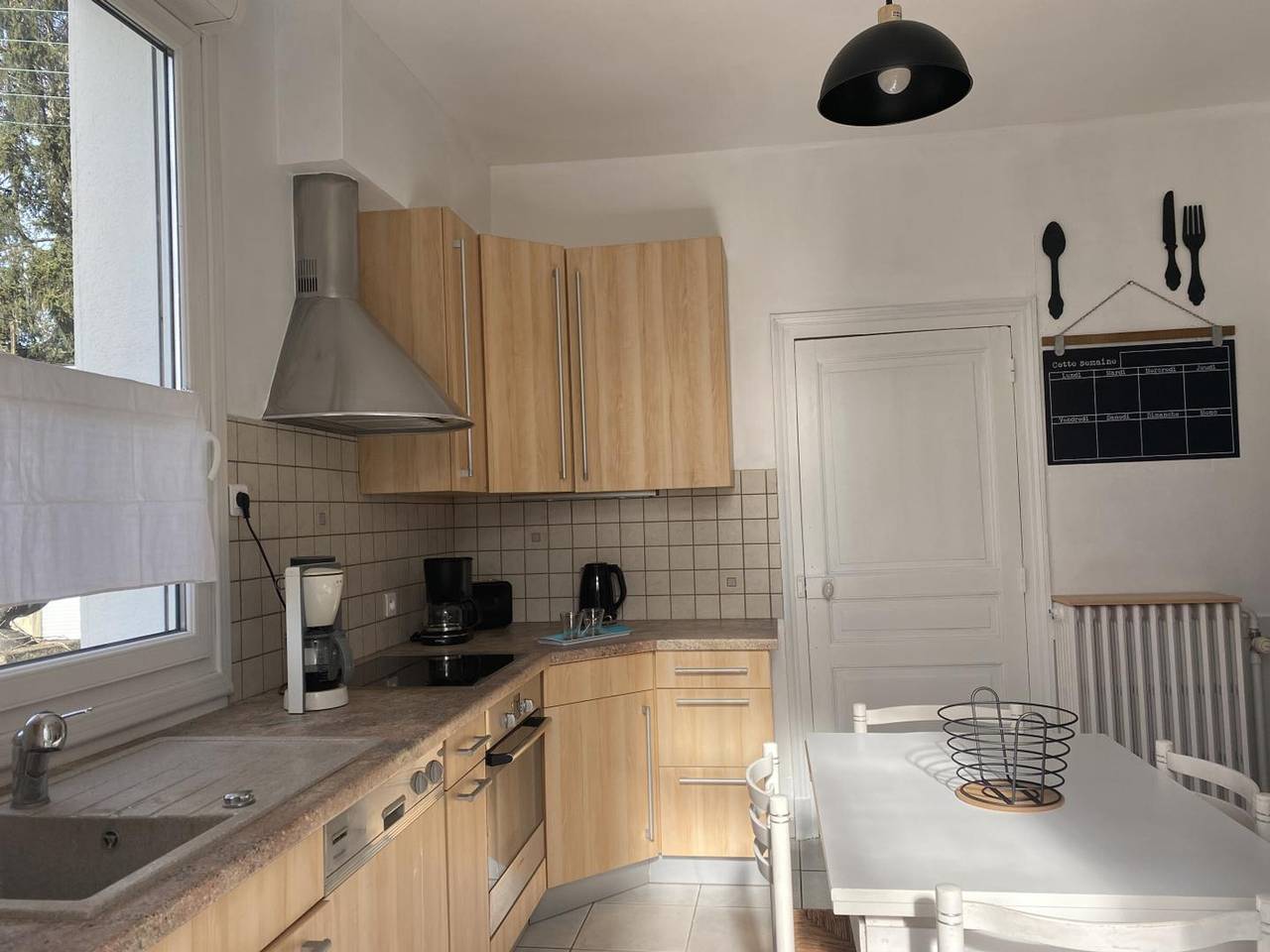 Casa renovada en Moulins con jardín y veranda in Yzeure, Allier (desambiguación)