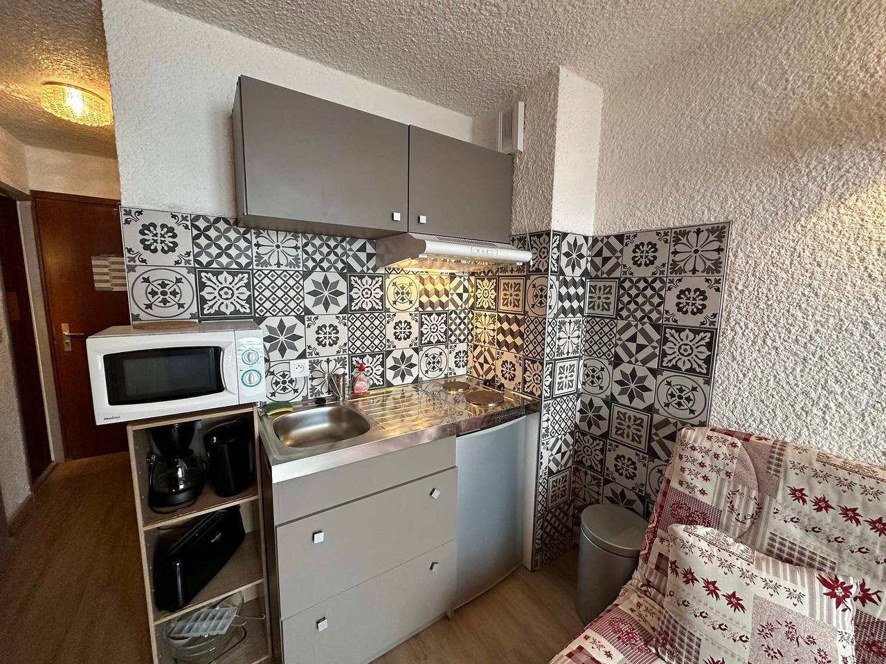 Entire studio, Cozy Studio · Ski-in/Ski-out · Near Centre · Balcony in Méribel-Mottaret, Les Allues