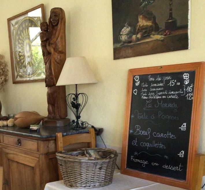 Hôtel pour 2 personnes, avec vue et jardin à Vals-les-Bains - 2