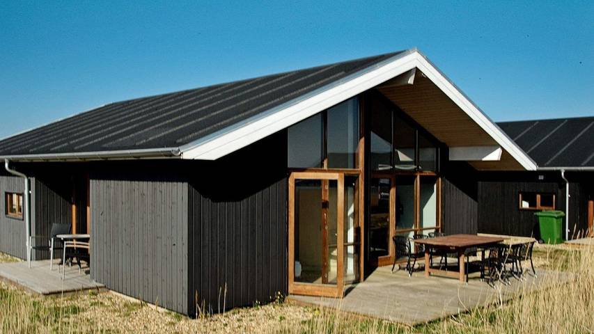 Ferienhaus für 8 Personen, mit Terrasse und Whirlpool sowie Sauna, mit Haustier in Thorsminde