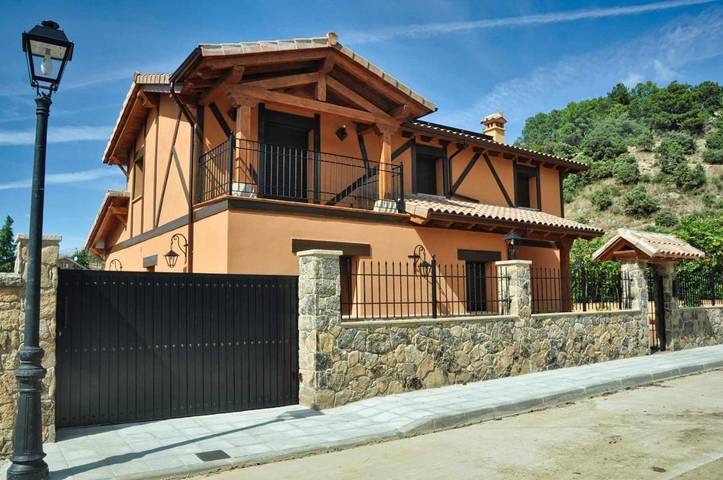 Casa rural para 8 personas, con piscina y terraza en Candeleda - 4