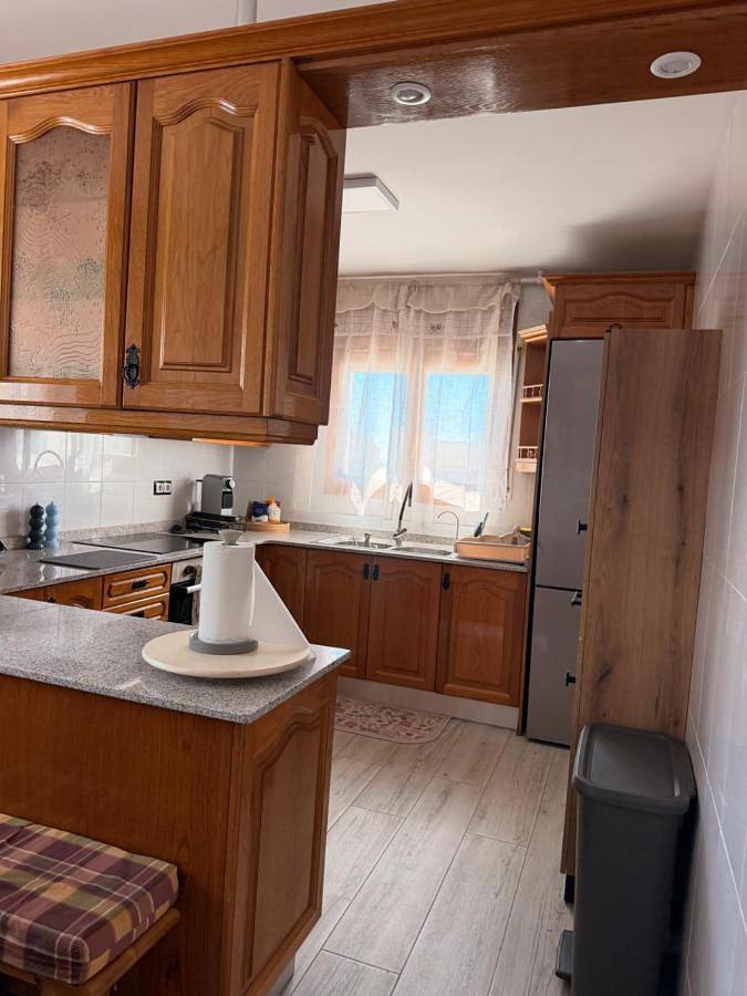 Casa rural para 16 personas, con Balcón y Jacuzzi además de Terraza y Jardín en La Bisbal del Panadés - 3
