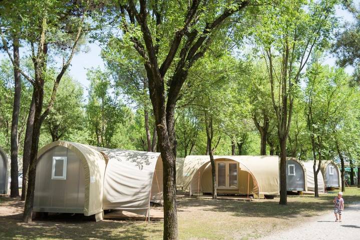 Camping für 4 Personen, mit Pool und Garten in Punta Sabbioni - 3