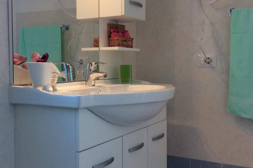 Appartement entier, S. Andrea Yellow House Terrace in Sant'Andrea, Marciana