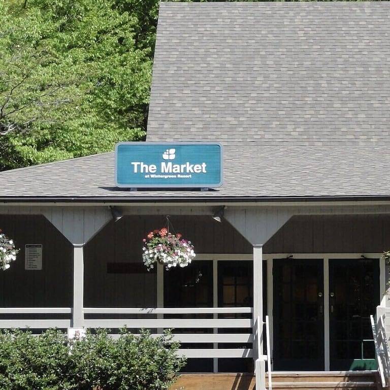 Ganze Wohnung, Neu auf dem Markt: Ski in Ski out @ Wintergreen Resort in Blue Ridge Parkway, Wintergreen