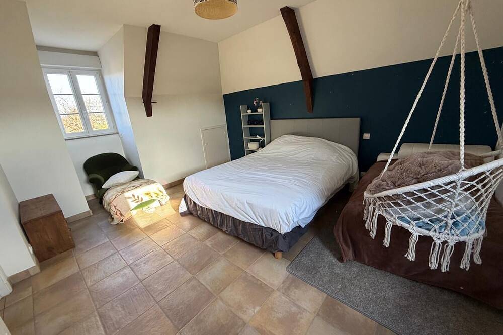 Large 5-bedroom house in the countryside ideal for families with jacuzzi in Seilhac, Tulle und Umgebung