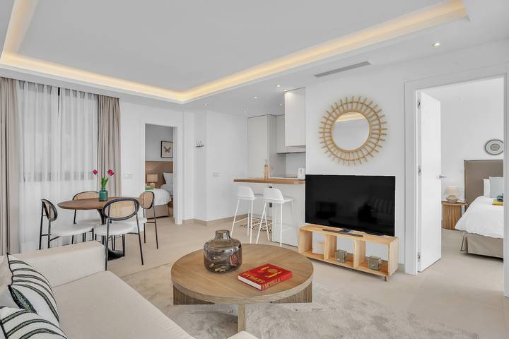 Ganze Wohnung, La Viu - Luxury Beachfront Apartment in Estepona Old Town, Estepona