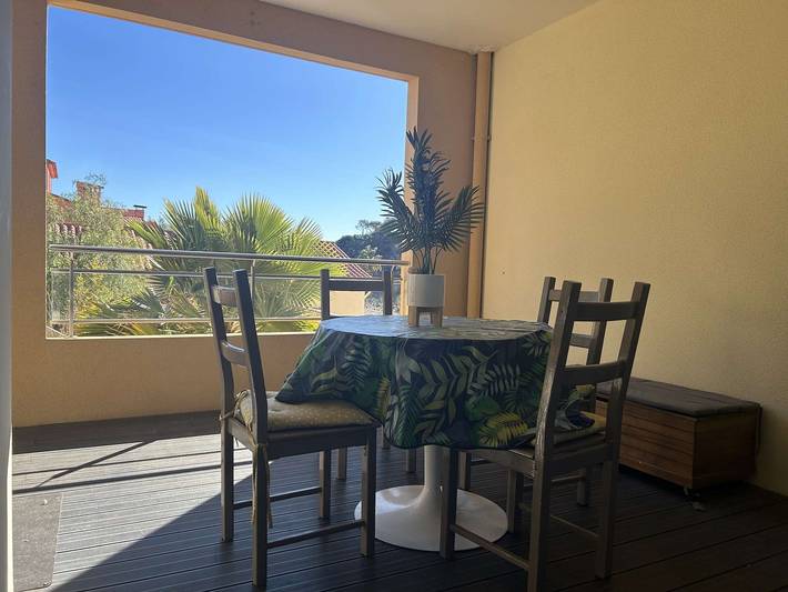 Gîte pour 6 personnes, avec terrasse dans Plage des Elmes - 2