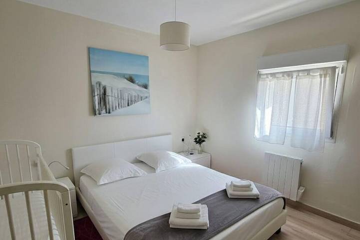 Ganze Wohnung, Ferienhaus mit Pool, eingezäuntem Garten – Haustiere willkommen in Saint-Gilles, Mittelmeerküste (Frankreich)