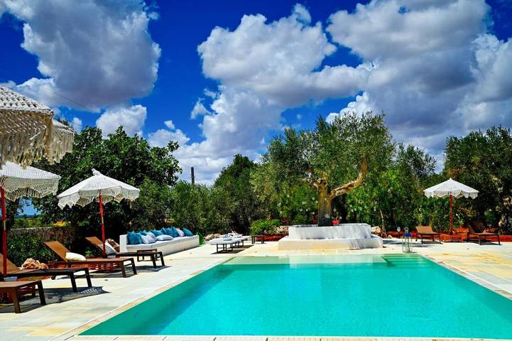 Casa vacanza per 3 persone, con piscina e giardino a Spongano