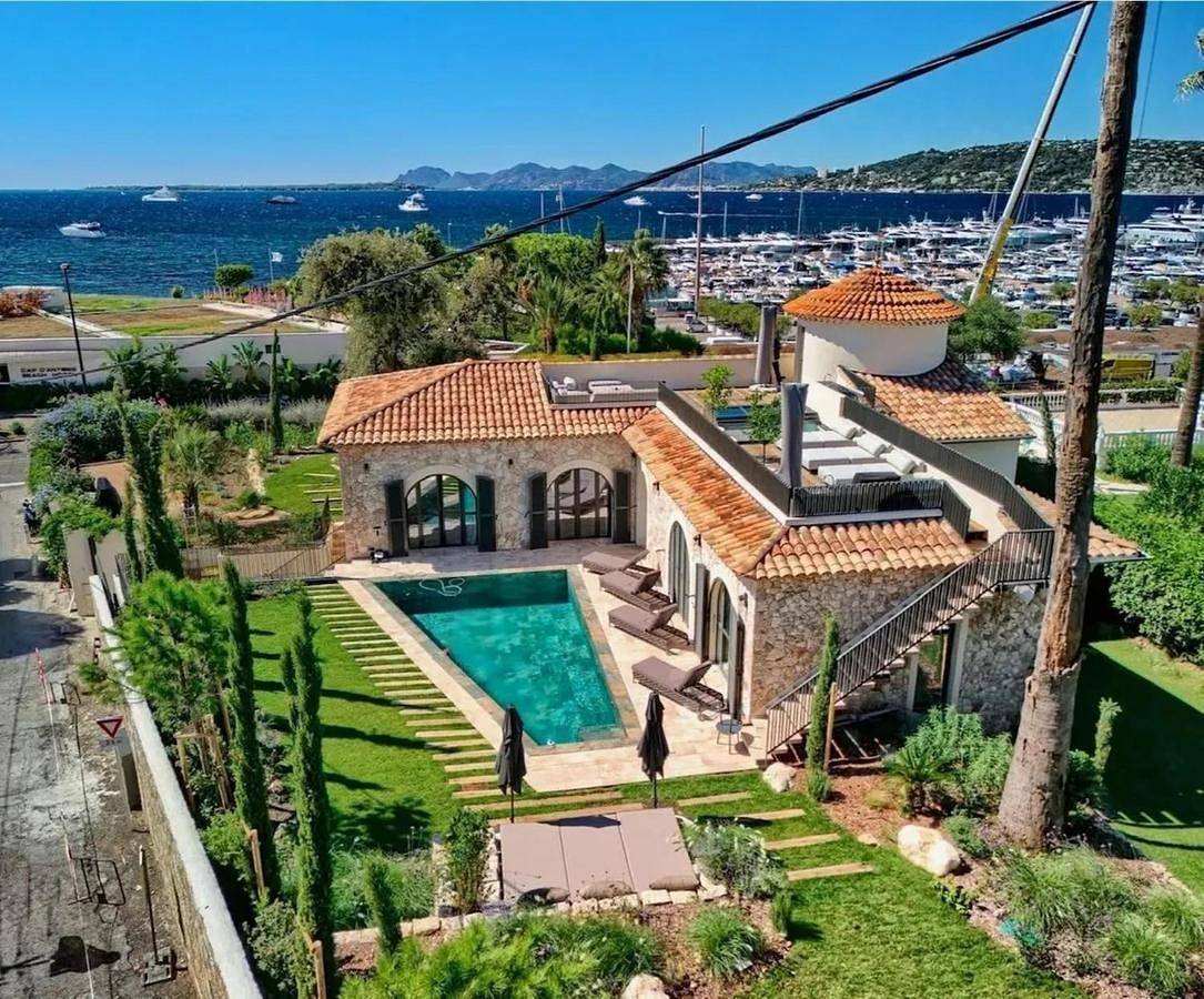 Double Room with Garden View in Antibes, Côte méditerranéenne (France)