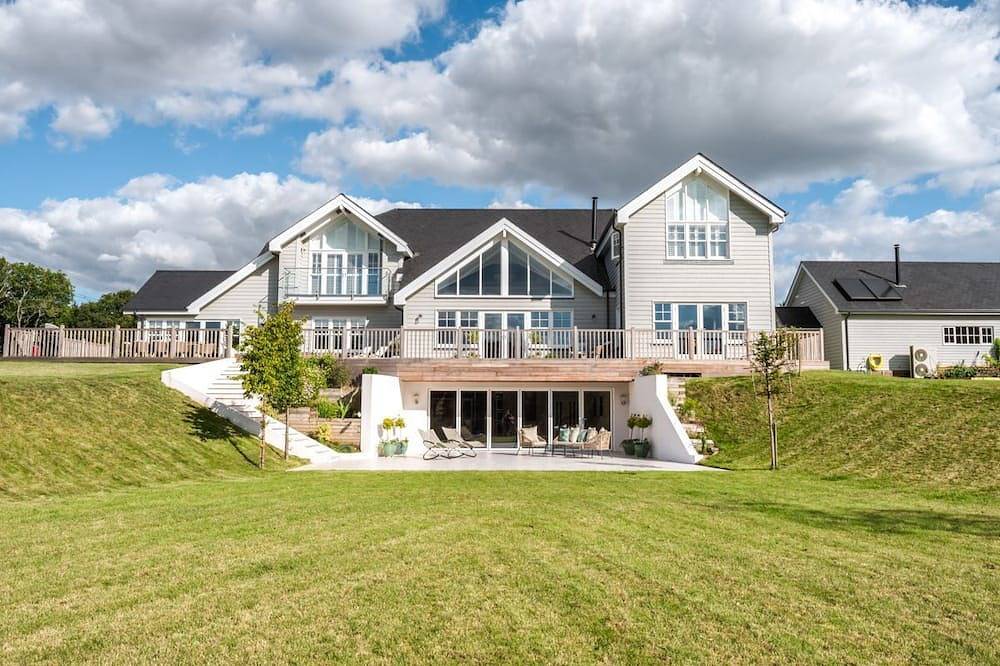 Glamping for 15 People in Soberton, Hampshire