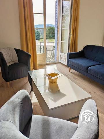 Gîte pour 8 personnes, avec jardin à Hambers