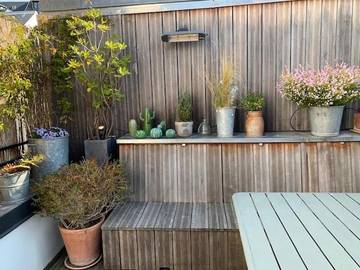 Gîte pour 7 personnes, avec terrasse dans Office De Tourisme De Trouville Sur Mer