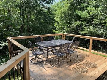 Vacation Home for 8 Guests in West Windsor, Vermont, Picture 3