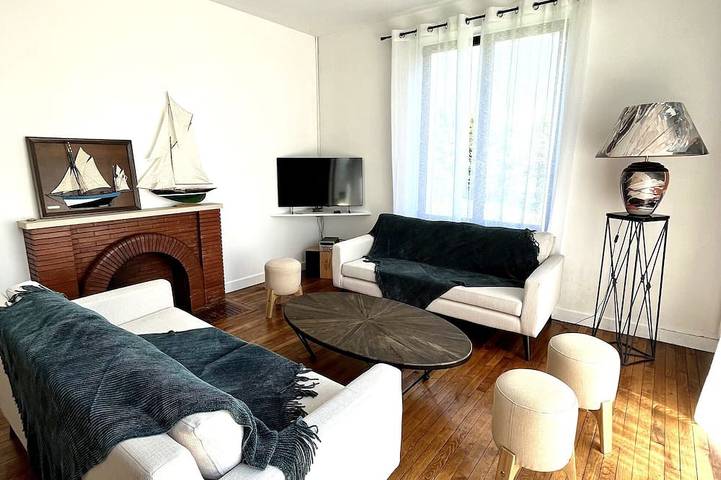 Location de vacances pour 9 personnes, avec terrasse, animaux acceptés dans Port Tudy