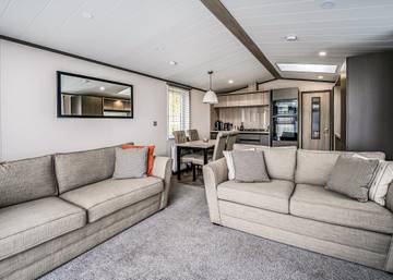 Chalet for 4 People in Shropshire, England, Photo 3