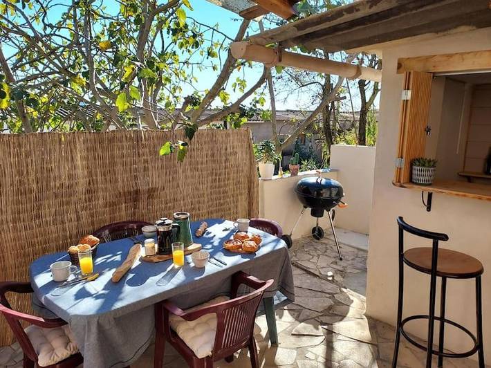 Location de vacances pour 5 personnes, avec vue ainsi que terrasse et vue sur le lac à Loupian - 2