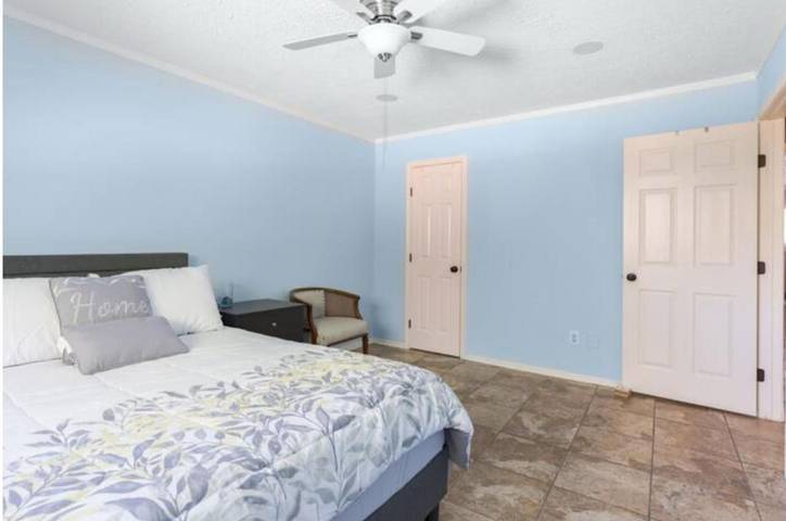 Maison d’hôte pour 2 personnes, avec jardin ainsi que vue et piscine, animaux acceptés à Houston - 2