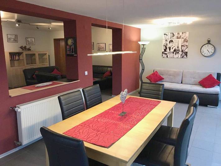 Ferienwohnung für 12 Personen, mit Terrasse und Garten sowie Ausblick in Sankt Wendel