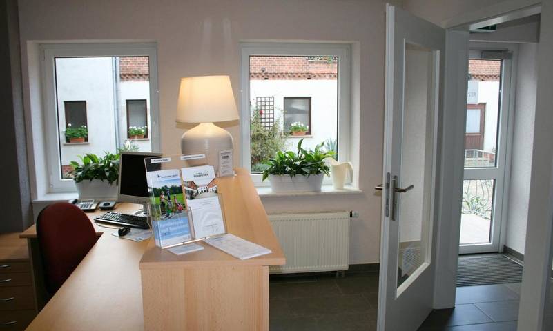 Hotel für 2 Personen, mit Terrasse und Garten in Jüterbog - 2