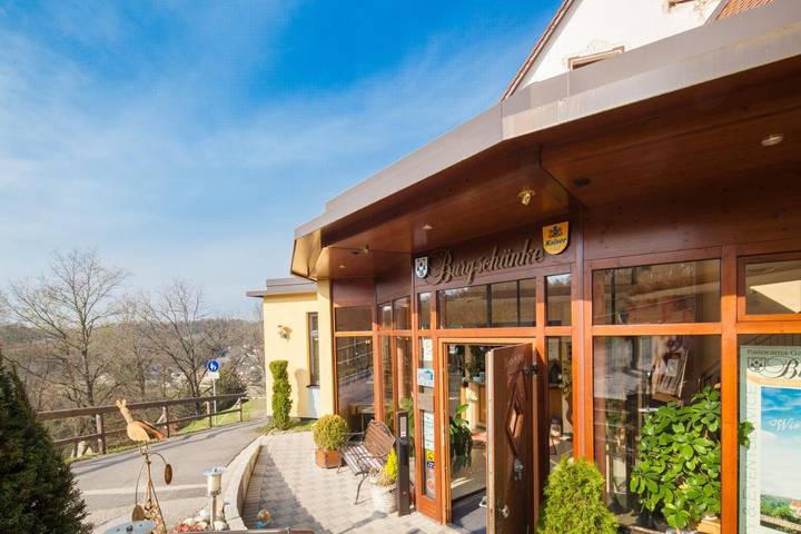 Hotel für 4 Personen, mit Terrasse in Burgthann