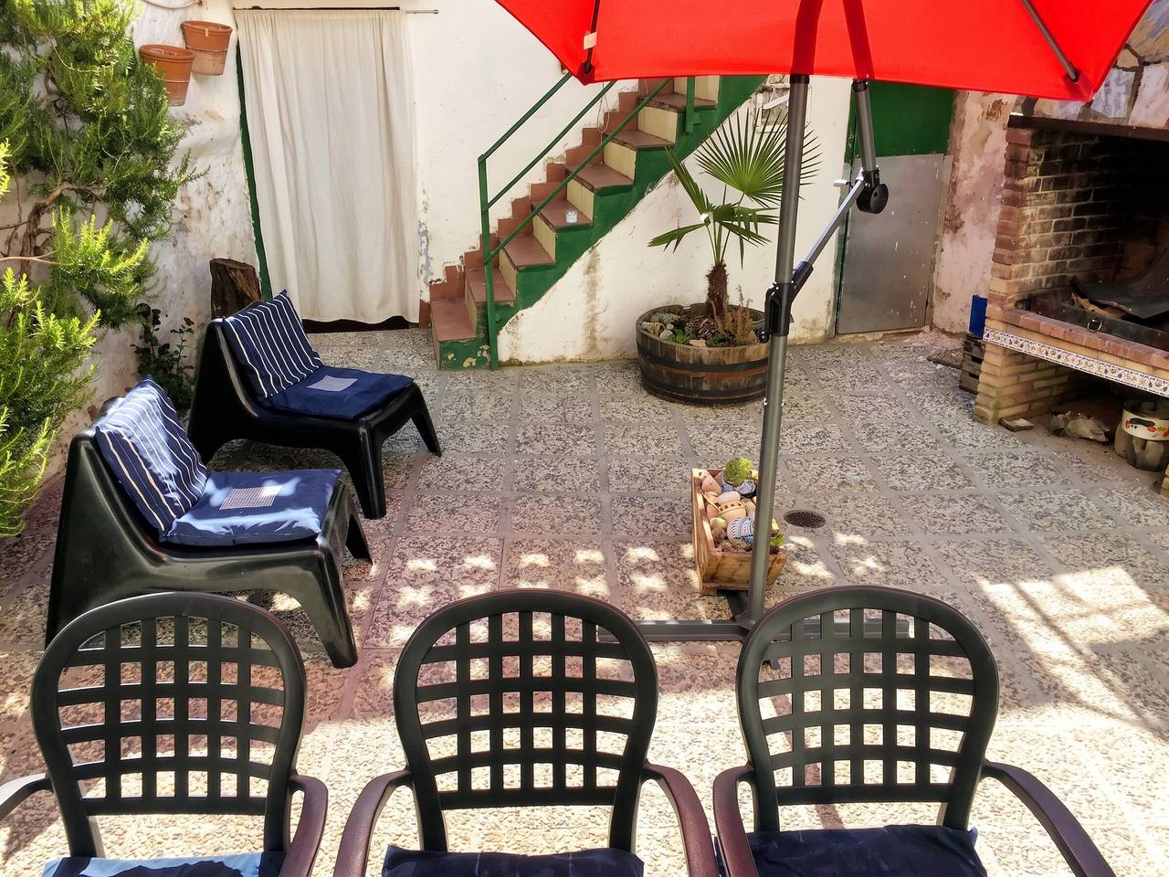 Charmantes Haus in El Poyo del Cid mit Garten und Terrasse in Calamocha, Teruel und Umgebung