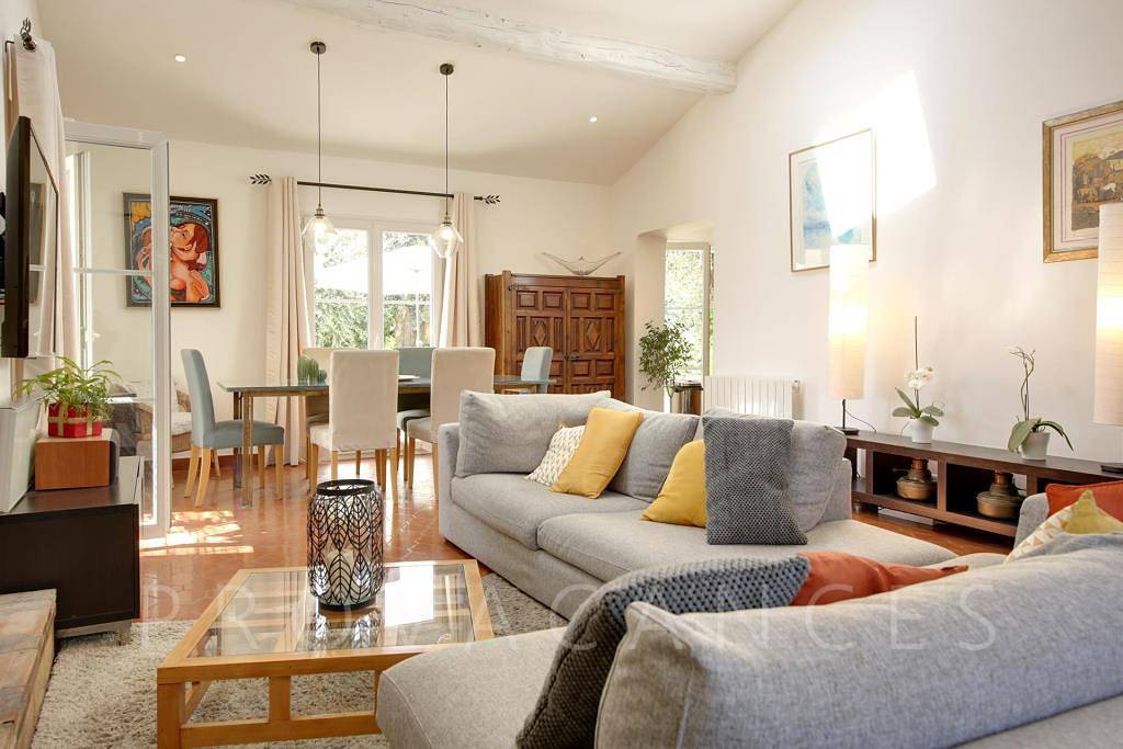 Holiday house with pool on the outskirts of Le Rouret in Le Rouret, Région de Cannes