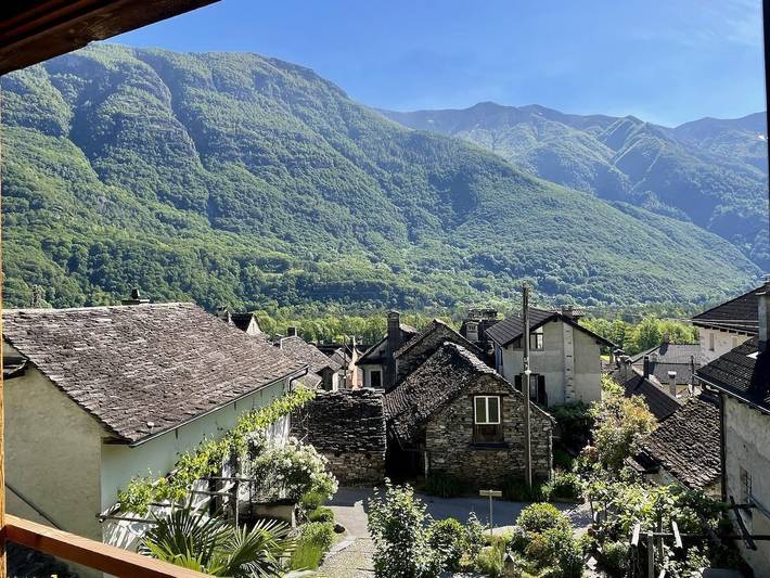 Ferienwohnung für 8 Personen, mit Terrasse und Garten im Tessin - 2