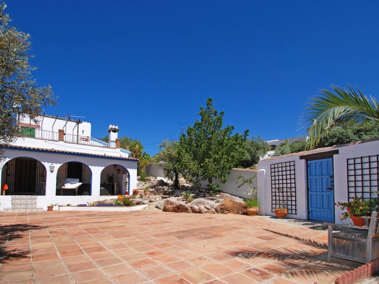 Finca "Brisas" mit Blick auf das Wasser in Comares, Provincia de Málaga