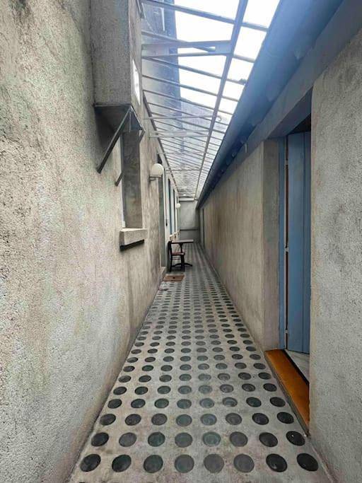 Appartement entier, Manornella, beaux volumes, grand garage idéal Mas du Clos in Aubusson, Région d'Aubussargues