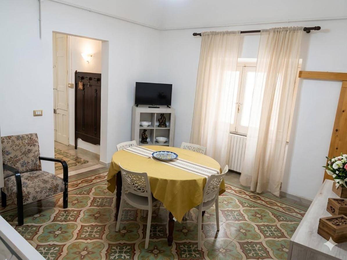Ganze Wohnung, Two-Bedroom Apartment in Neviano, Golf von Tarent