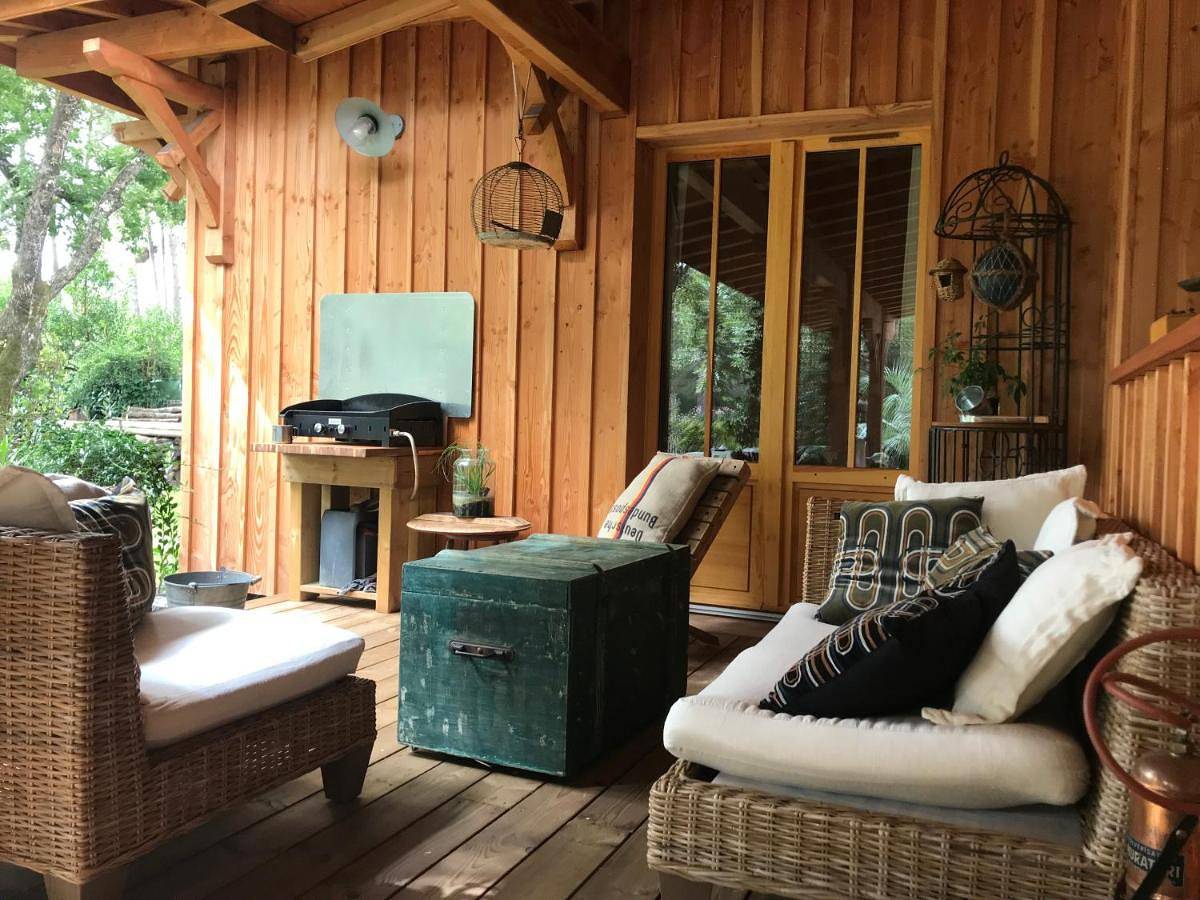 Double Room with Private Bathroom in Lanton, Région d'Arcachon