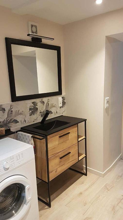 Gîte pour 2 personnes, avec Terrasse à Saint-Georges-de-Luzençon - 4