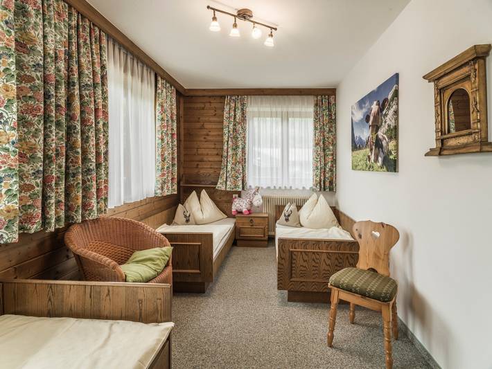 Ganze Wohnung, Ferienwohnung 1 mit Aussicht in Hohe Tauern, Taxenbach