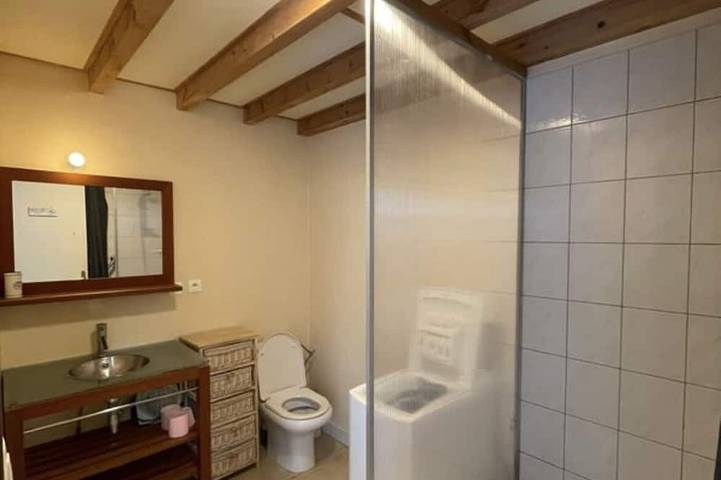 Location de vacances pour 3 personnes, avec terrasse et jardin à Pouldreuzic - 3