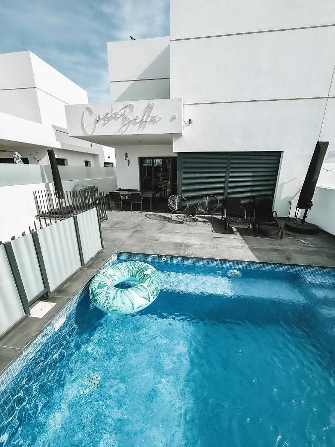 Villa for 6 people, with balcony and pool, child-friendly - 1