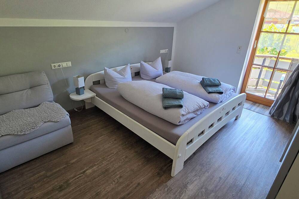 Ganze Wohnung, Ferienwohnung in ruhiger, traumhafter  Lage im freistehenden 2 Familienhaus in Oberstaufen, Bayerisch Schwaben
