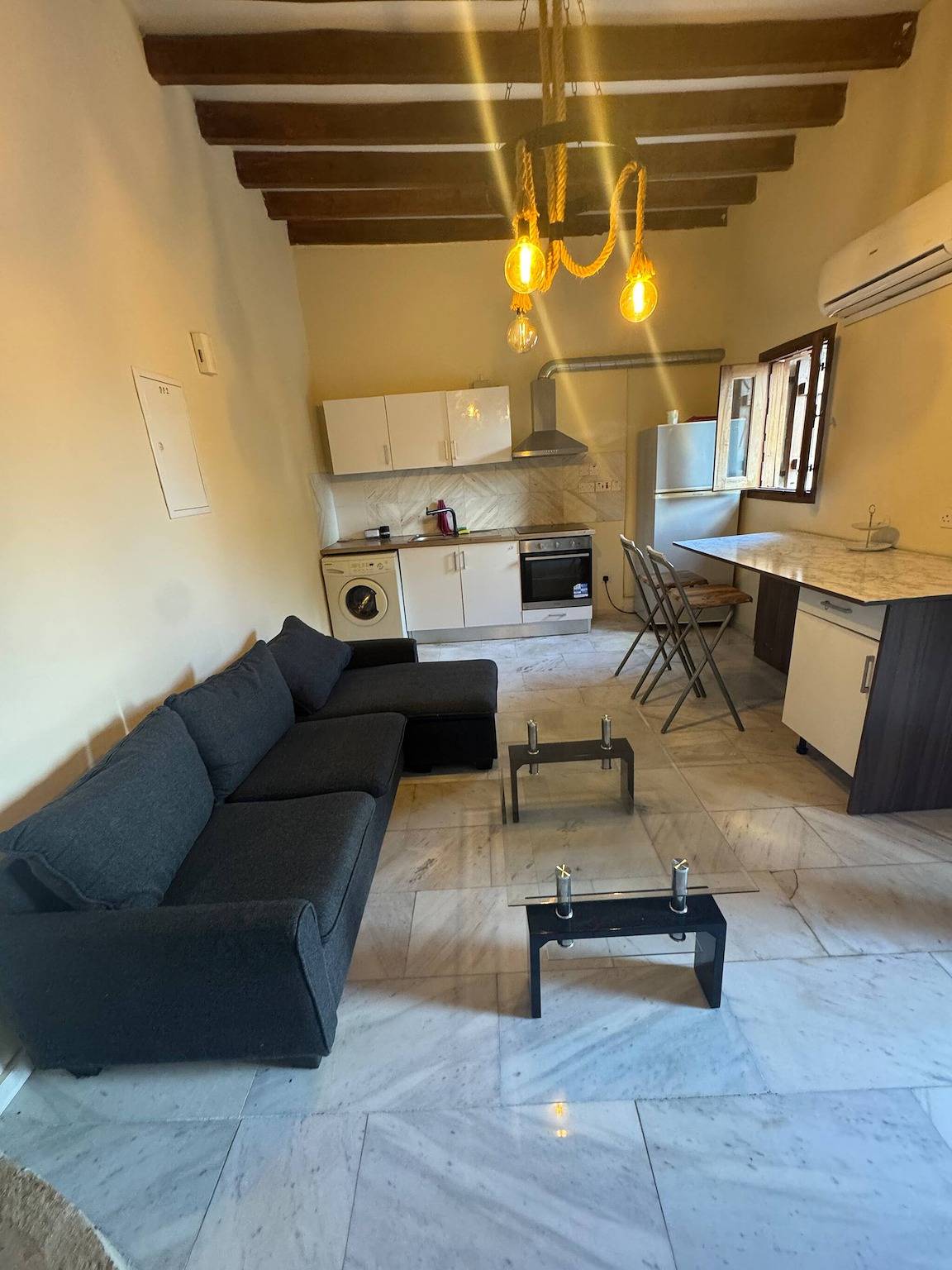 Entire apartment, Cozy home with Fireplace in South Cyprus