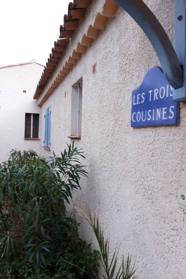Location de vacances pour 4 personnes, avec jardin et piscine dans Plage de la Garonnette - 2