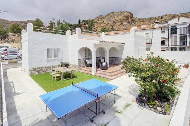 Holiday rental for 10 people, with Terrace and Garden as well as Pool in Calahonda