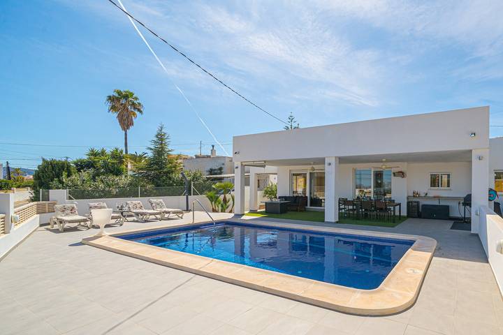 Vakantiehuis voor 8 personen, met Tuin in L'Alfàs del Pi