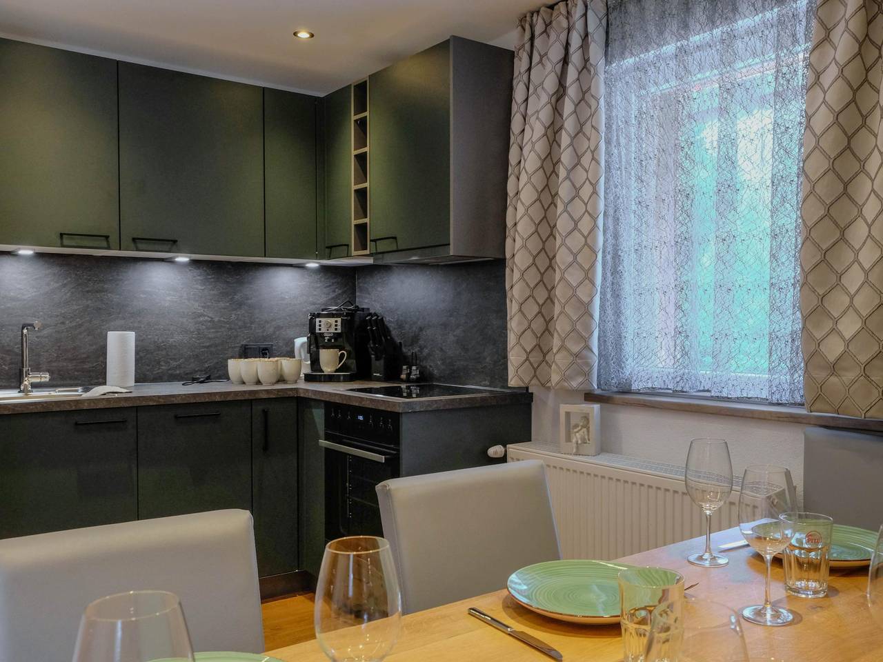 Ganze Wohnung, Ferienwohnung mit 4 Schlafzimmern und Balkon in Vorderkrimml, Pinzgau