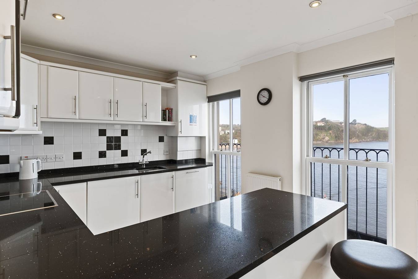 Entire apartment, The Lookout at Goscar in Tenby, Pembrokeshire