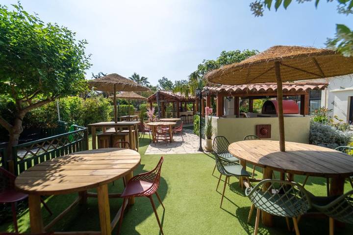 Maison d’hôte pour 8 personnes, avec piscine ainsi que jardin et bassin pour enfant, adapté aux familles à Canet-en-Roussillon - 4