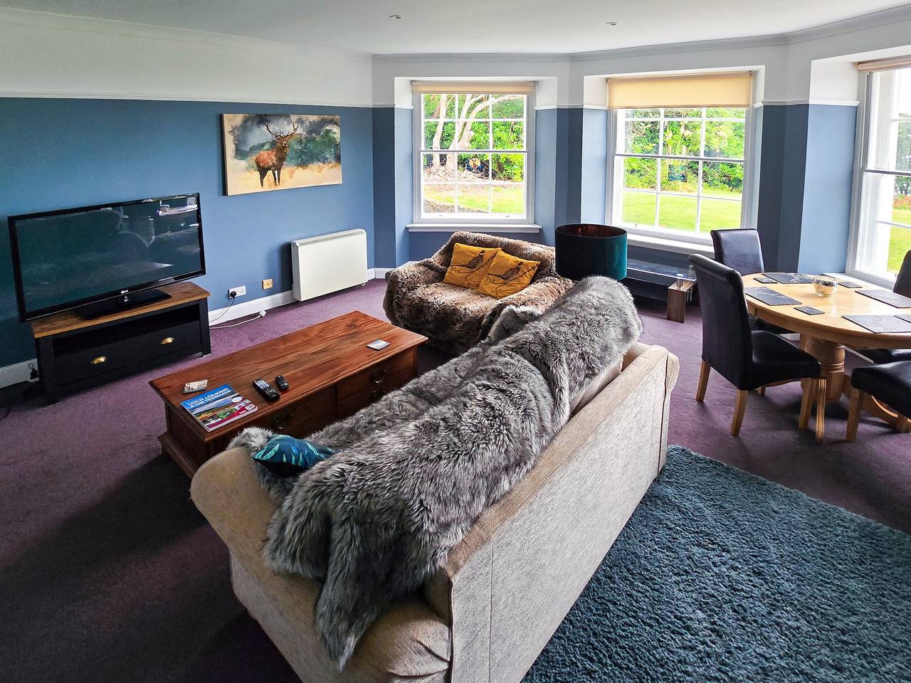 Ganze Ferienwohnung, 2 Bed Flat - Sleeps 4 - Pets - Parking - Wifi in Isle of Bute, Argyll & Bute